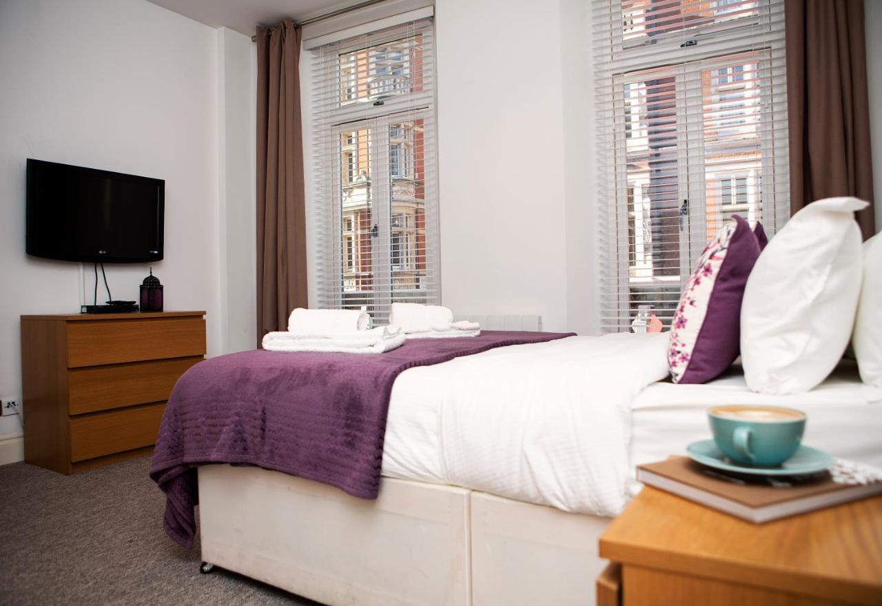 Apt 1, Trafalgar Square 1St Floor By Indigo Flats ロンドン エクステリア 写真